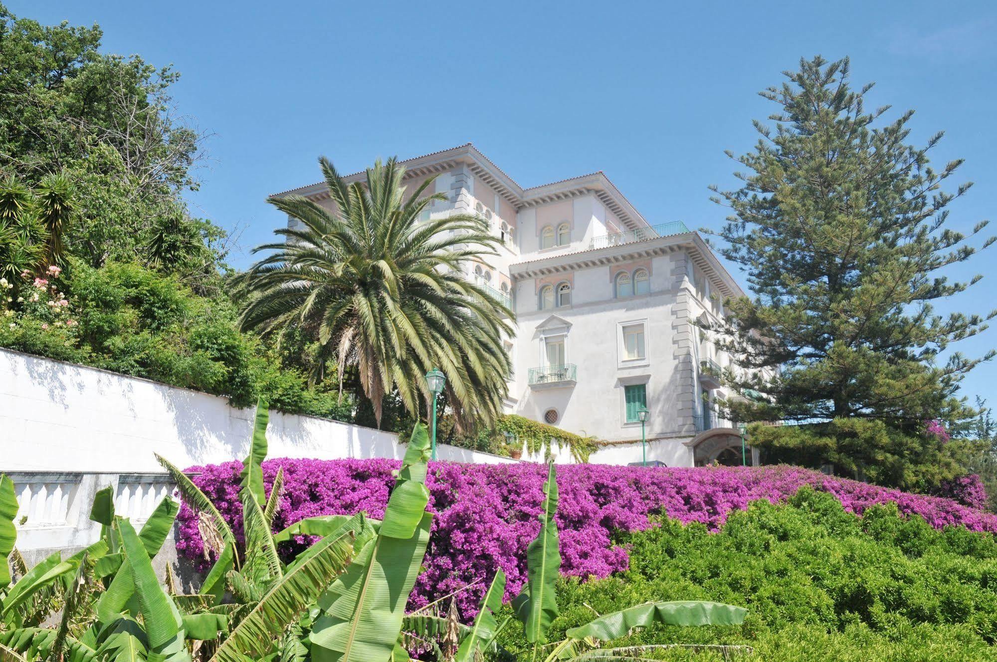 Grand Hotel San Michele Четраро Экстерьер фото