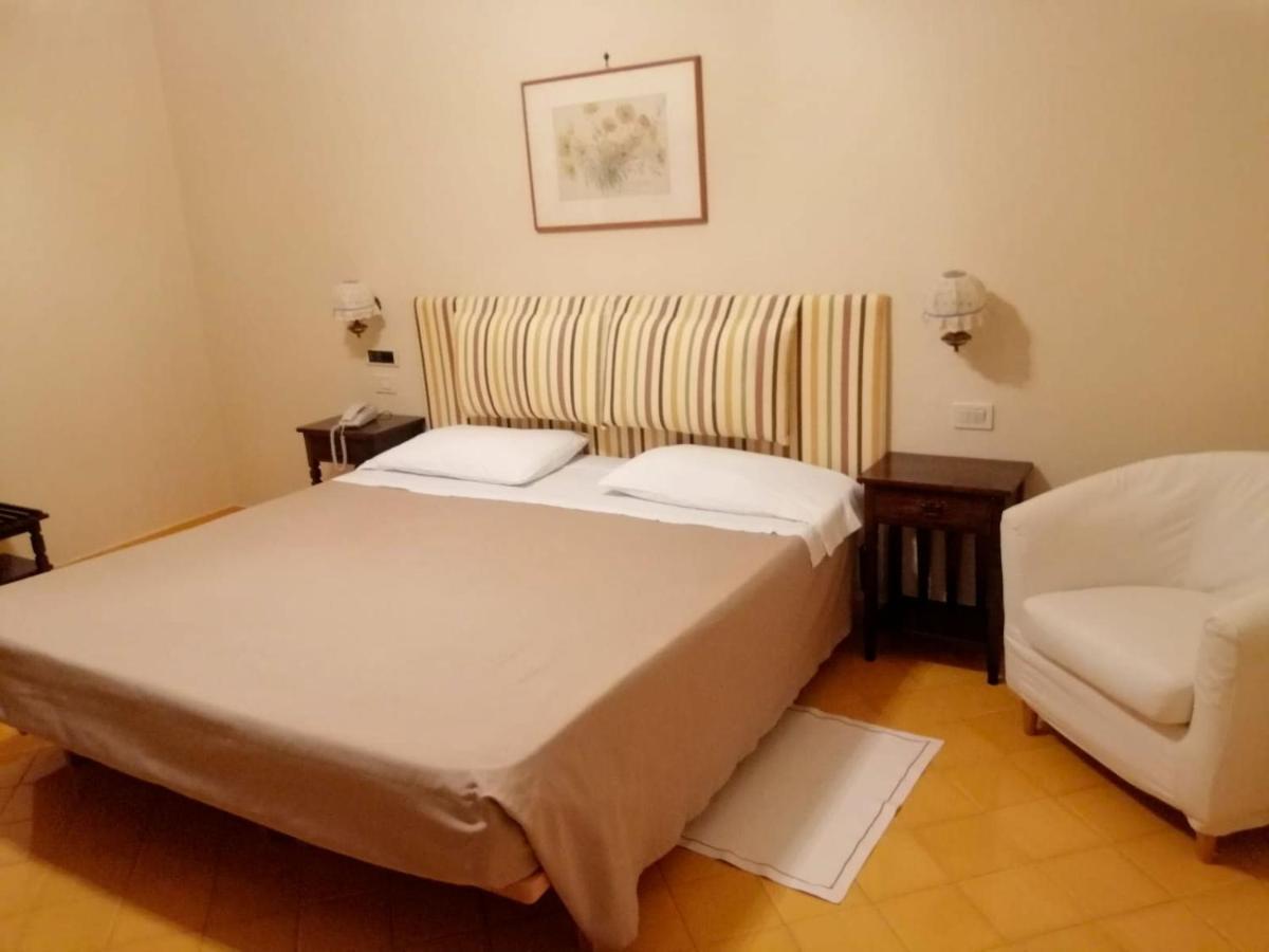 Grand Hotel San Michele Четраро Номер фото
